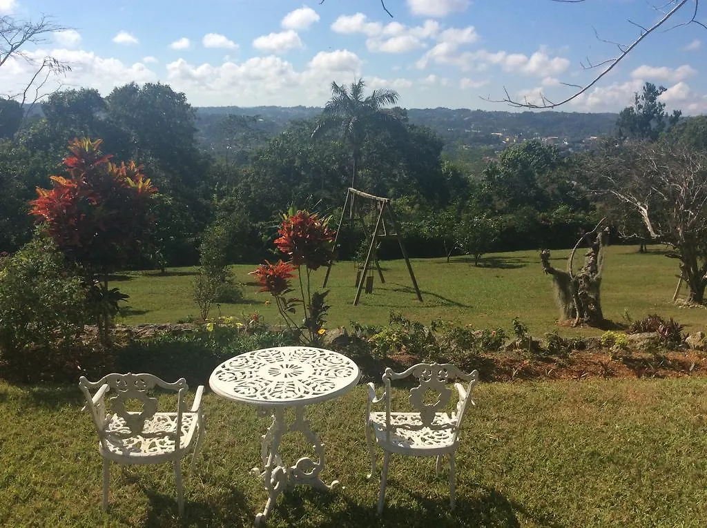June Plum Bed And Breakfast Mandeville Bed & Breakfast